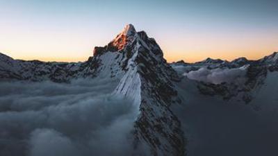 Bergauf-Bergab: Der alpine Jahresrückblick - Über Rettung und Rekorde am Berg