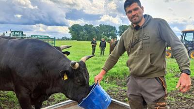 Die Nordreportage: Die Farmer von der Elbinsel Die Nordreportage: Die Farmer von der Elbinsel
