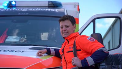 Einfach Mensch: Hörprothese - Ja oder Nein? 