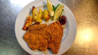 Esskulturen: Golden, zart und voller Traditionen - Schnitzelvariationen in Europa