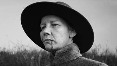 kinokino: “Rose”: Sandra Hüller steht ihren “Mann” um 1648