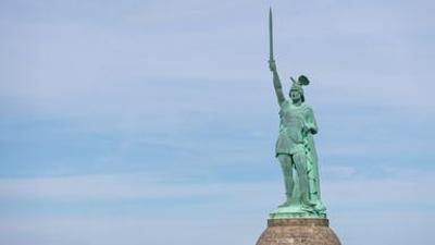 Kulturzeit: Kulturkampf um Nationaldenkmäler