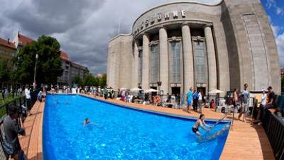 Kulturzeit: Kulturkampf um "Volksbad" in Berlin