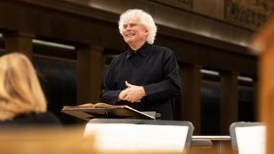 Musik: Sir Simon Rattle dirigiert die Matthäuspassion