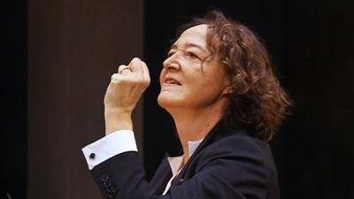 Musik: Nathalie Stutzmann dirigiert das Requiem von W.A. Mozart