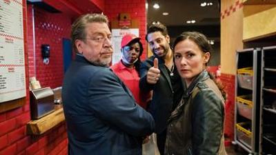 Nachtschicht: Blut und Eisen