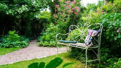 Natur im Garten: (1/10) - Hausgarten im Weinviertel