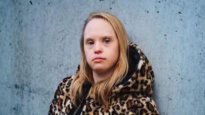 Politik und Gesellschaft: Neele tanzt ihr Leben