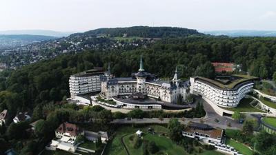 Schweizer Hotelgeschichten: 4/4