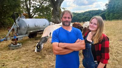 Servicezeit: Reportage: Unsere eigene Farm Servicezeit: Reportage: Unsere eigene Farm