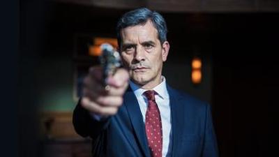 Spielfilm: Mord auf höchster Ebene