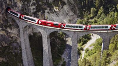 Traumfhafte Bahnstrecken der Schweiz: Traumhafte Bahnstrecken der Schweiz: Im Glacier Express von Zermatt nach St. Moritz (3/4)