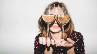 42 - Die Antwort auf fast alles: Braucht unsere Gesellschaft Alkohol? - 42 - Die Antwort auf fast alles