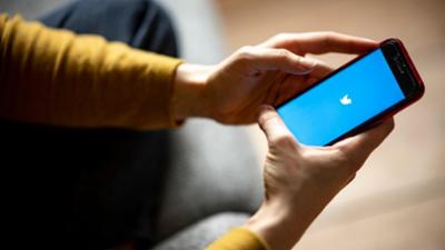 alpha-demokratie: Twitter - Analyse einer Plattform