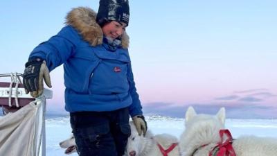 alpha-thema: Schmelzende Gletscher · Streit um Grönlands Zukunft