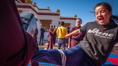 kreuz & quer: Die Kung-Fu-Nonnen des Himalaya