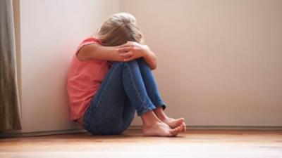 nano: Tatort: Familie - warum schauen alle weg? Gletscherbohrungen