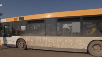 nano: Situation im Hochwassergebiet Gamescom Bienenautomat
