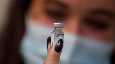 nano: Israel - die 3. Corona- Impfung Fledermäuse - Freund oder Feind?
