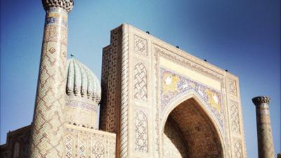 Ostwärts - Mit dem Rucksack der Sonne entgegen: Ostwärts (3/3) · Usbekistans Seidenstraße