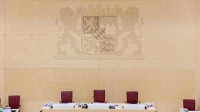 Tagesgespräch: Radikalkur für Staatsdiener: Wie viele Beamte brauchen wir wirklich?