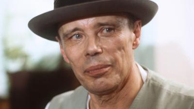 Tagesgespräch: Jeder Mensch ist ein Künstler: Verstehen Sie Beuys?