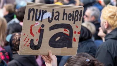 Tagesgespräch: "Nur ja heißt ja": Schützen schärfere Gesetze vor sexueller Gewalt?