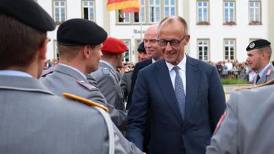 Tagesgespräch: Krisen, Krieg und Aufrüstung: Hat sich Ihr Blick auf die Bundeswehr verändert?