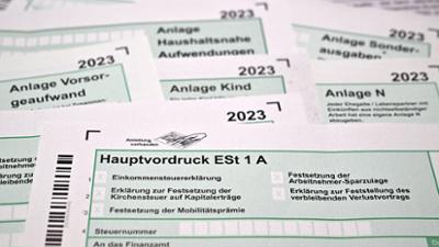 Tagesgespräch: Geht’s auch einfacher: Wie kommen Sie mit Ihrer Steuererklärung zurecht?