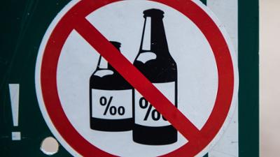Tagesgespräch: Nicht nur an Bahnhöfen: Brauchen wir ein Alkoholverbot im öffentlichen Raum?