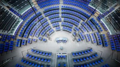 Tagesgespräch: Vom Bundestag bis Gemeinderat: Engagieren Sie sich in der Politik?