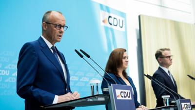 Tagesgespräch: Merz wechselt aus: Welche Chancen sehen Sie in der Kabinettsumbildung?
