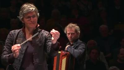 Volkslied Reloaded - Quadro Nuevo und das Münchner Rundfunkorchester: Volkslied Reloaded - mit Quadro Nuevo