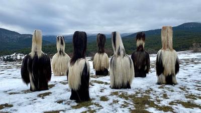 360° Reportage: Kukeri, die Geisterjäger von Bulgarien