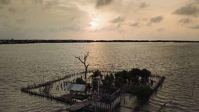 360° Reportage: Indonesien: Ein Dorf kämpft gegen die Fluten