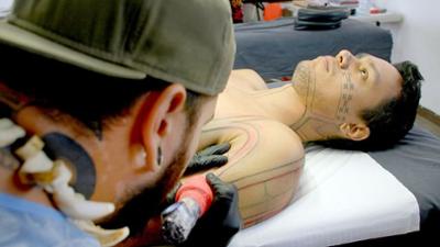 360° Reportage: Marquesas-Inseln, das Comeback der Tattoos