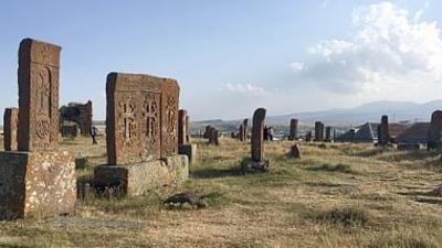 Abenteuer Armenien: Von Seiltänzern, Geiern und kosmischer Strahlung