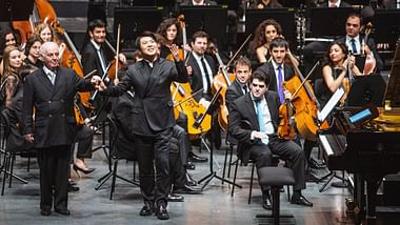 Das West-Eastern Divan Orchestra spielt de Falla und RavelDas West-Eastern Divan Orchestra spielt de: Salzburger Festspiele 2022