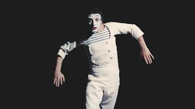 Der Pantomime Marcel Marceau: Die Kunst der Stille