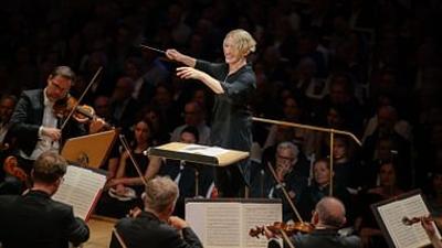 Joana Mallwitz & Alice Sara OttJoana Mallwitz & Alice Sara Ott: Ravel, Beethoven, Meredith und DessnerRavel, Beethoven, Meredith und Dessner