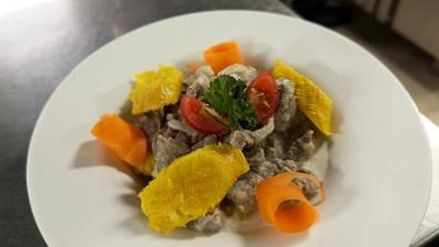 Küchen der Welt: Polynesien: Ziegenfleisch in Kokosmilch