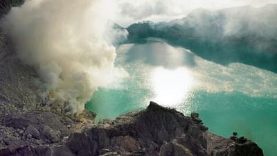 Leben mit Vulkanen: Kawah Ijen: Inmitten der Schwefelhölle