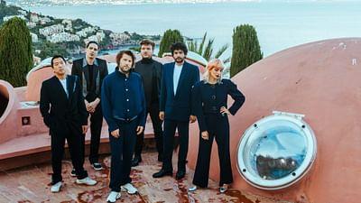 L'Impératrice im Palais Bulles: Passengers