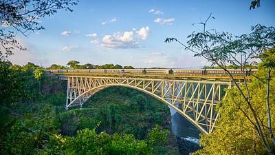 Mit dem Zug zu den Victoriafällen