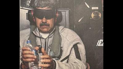 Mit offenen Augen: Maduro: Das Foto der Gefangennahme