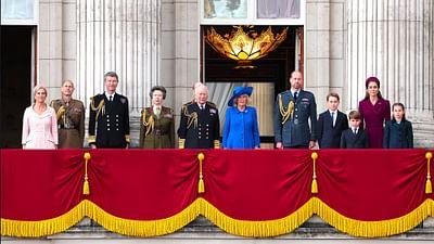Mit offenen Augen: Die Windsors und der Balkon der Macht