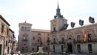 Stadt Land Kunst: Madrid / Algier / Paris