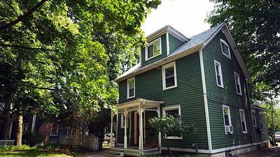 Stadt Land Kunst: Laura Kasischkes Michigan / Basse-Normandie / England