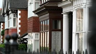 Stadt Land Kunst: Muchtar Äuesows Kasachstan / Neukaledonien / Großbritannien