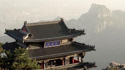 Stadt Land Kunst: José Luján Pérez' Kanaren / China / Italien